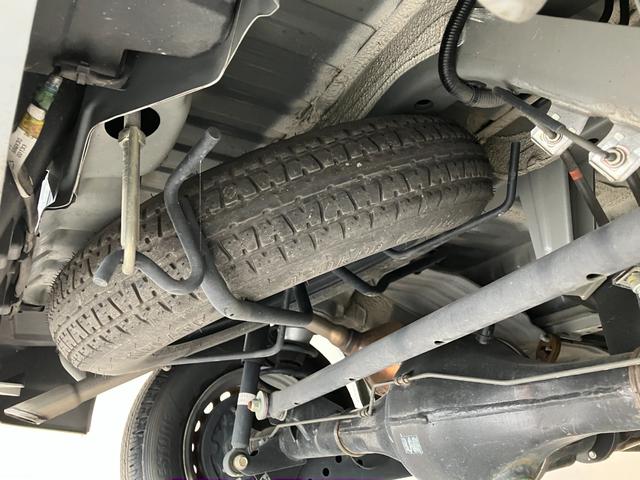 ハイゼットカーゴスペシャルSAIII 4WD AT車 エコアイドル追突被害軽減ブレーキ スマアシ3 パートタイム4WD AT車 マニュアルエアコン マニュアルレベリング トップシェイドガラス エコアイドル(滋賀県)の中古車