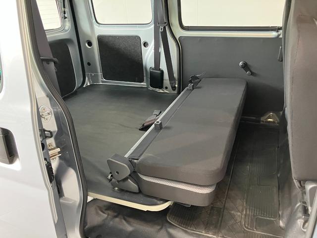 ハイゼットカーゴスペシャルSAIII 4WD AT車 エコアイドル追突被害軽減ブレーキ スマアシ3 パートタイム4WD AT車 マニュアルエアコン マニュアルレベリング トップシェイドガラス エコアイドル(滋賀県)の中古車