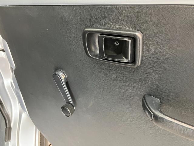 ハイゼットカーゴスペシャルSAIII 4WD AT車 エコアイドル追突被害軽減ブレーキ スマアシ3 パートタイム4WD AT車 マニュアルエアコン マニュアルレベリング トップシェイドガラス エコアイドル(滋賀県)の中古車