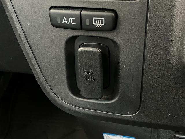 ハイゼットカーゴスペシャルSAIII 4WD AT車 エコアイドル追突被害軽減ブレーキ スマアシ3 パートタイム4WD AT車 マニュアルエアコン マニュアルレベリング トップシェイドガラス エコアイドル(滋賀県)の中古車