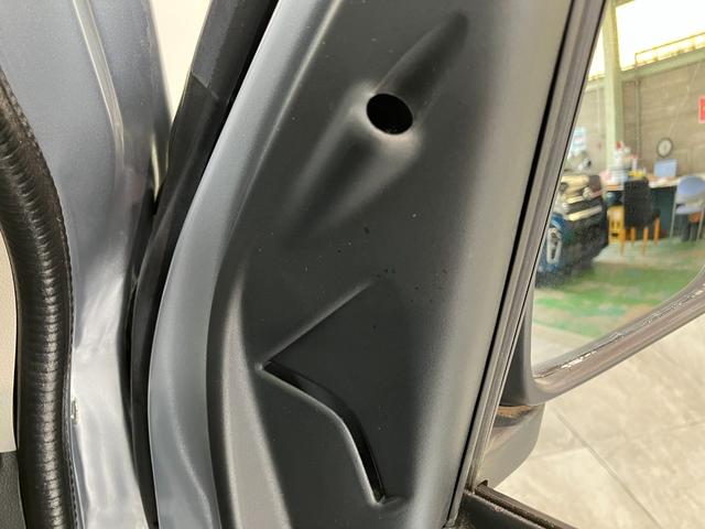 ハイゼットカーゴスペシャルSAIII 4WD AT車 エコアイドル追突被害軽減ブレーキ スマアシ3 パートタイム4WD AT車 マニュアルエアコン マニュアルレベリング トップシェイドガラス エコアイドル(滋賀県)の中古車