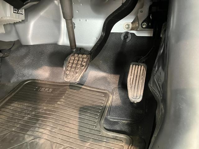 ハイゼットカーゴスペシャルSAIII 4WD AT車 エコアイドル追突被害軽減ブレーキ スマアシ3 パートタイム4WD AT車 マニュアルエアコン マニュアルレベリング トップシェイドガラス エコアイドル(滋賀県)の中古車