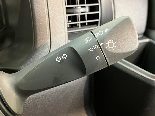 ハイゼットカーゴスペシャル　ＣＶＴ車　前席パワーウインドウ　届出済未使用車衝突被害軽減ブレーキ　スマアシ　コーナーセンサー　前席パワーウインドウ　オートライト　マニュアルレベリング　両側スライドドア（滋賀県）の中古車