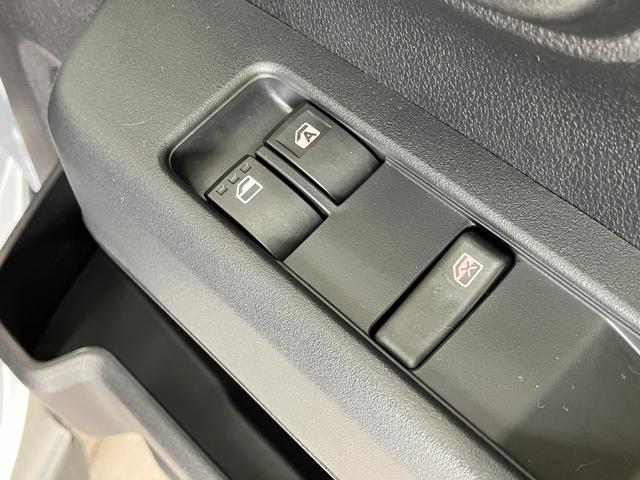 ハイゼットカーゴスペシャル　ＣＶＴ車　前席パワーウインドウ　届出済未使用車衝突被害軽減ブレーキ　スマアシ　コーナーセンサー　前席パワーウインドウ　オートライト　マニュアルレベリング　両側スライドドア（滋賀県）の中古車