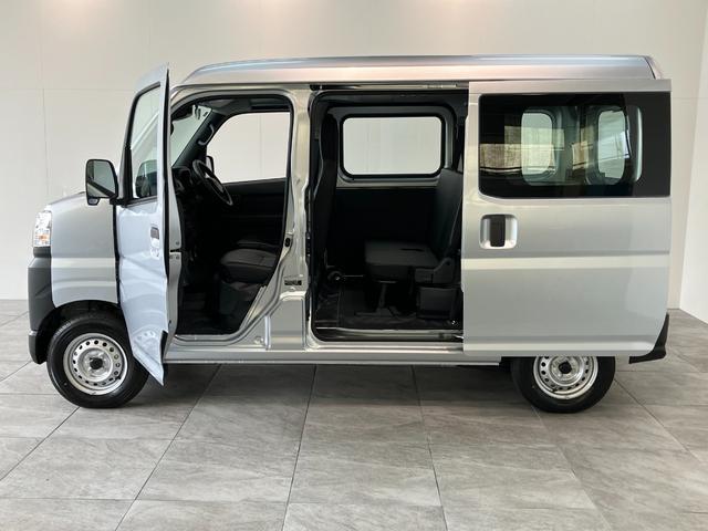 ハイゼットカーゴスペシャル　ＣＶＴ車　前席パワーウインドウ　届出済未使用車衝突被害軽減ブレーキ　スマアシ　コーナーセンサー　前席パワーウインドウ　オートライト　マニュアルレベリング　両側スライドドア（滋賀県）の中古車