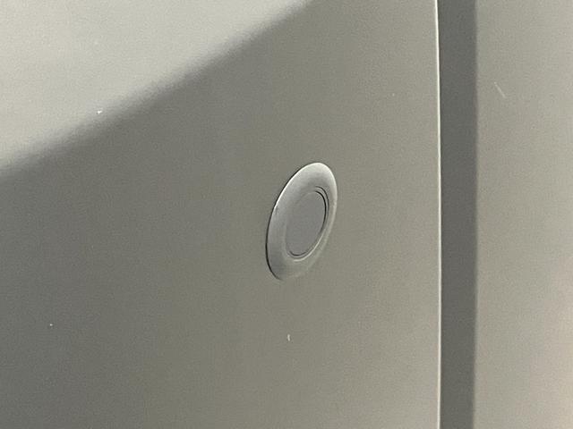 ハイゼットカーゴスペシャル　ＣＶＴ車　前席パワーウインドウ　届出済未使用車衝突被害軽減ブレーキ　スマアシ　コーナーセンサー　前席パワーウインドウ　オートライト　マニュアルレベリング　両側スライドドア（滋賀県）の中古車