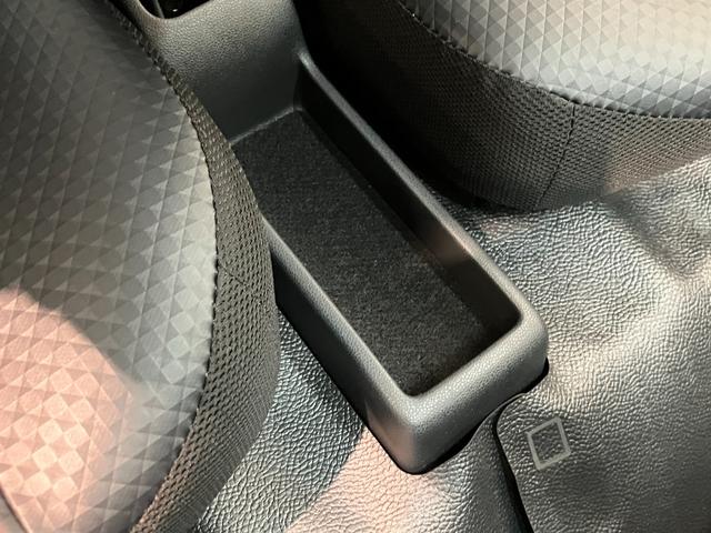 ハイゼットカーゴスペシャル　ＣＶＴ車　前席パワーウインドウ　届出済未使用車衝突被害軽減ブレーキ　スマアシ　コーナーセンサー　前席パワーウインドウ　オートライト　マニュアルレベリング　両側スライドドア（滋賀県）の中古車