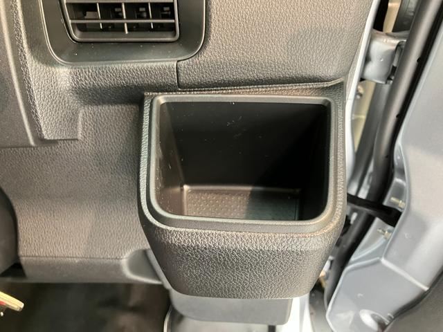 ハイゼットカーゴスペシャル　ＣＶＴ車　前席パワーウインドウ　届出済未使用車衝突被害軽減ブレーキ　スマアシ　コーナーセンサー　前席パワーウインドウ　オートライト　マニュアルレベリング　両側スライドドア（滋賀県）の中古車