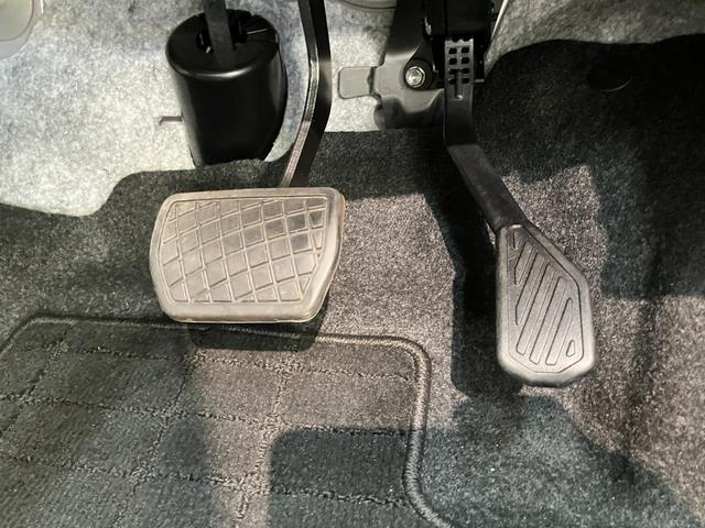 ムーヴキャンバスストライプスＧ　フルセグナビ　バックカメラ　シートヒーター衝突被害軽減ブレーキ　コーナーセンサー　フルセグナビ　Ｂｌｕｅｔｏｏｔｈ　ＵＳＢ　ＤＶＤ　バックカメラ　両側電動スライドドア　前席シートヒーター　電動パーキングブレーキ　ＬＥＤ　スマートキー（滋賀県）の中古車