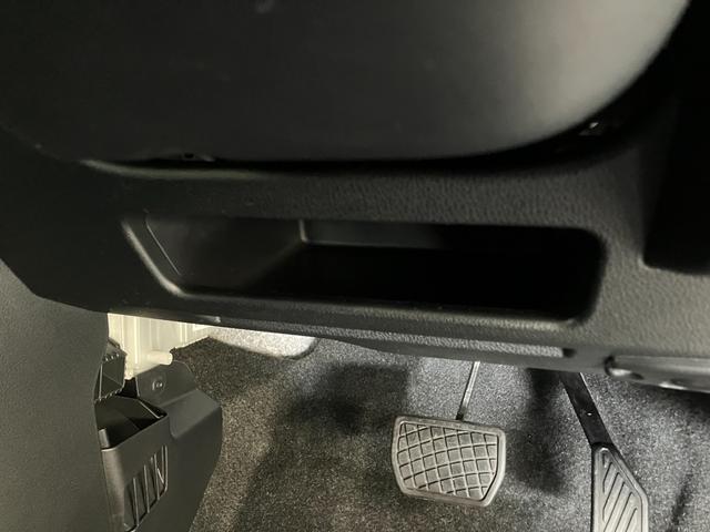 ムーヴキャンバスセオリーＧ　１０型フルセグナビ　バックカメラ　前後ドラレコ衝突被害軽減ブレーキ　コーナーセンサー　１０型フルセグナビ　Ｂｌｕｅｔｏｏｔｈ　ＵＳＢ　ＤＶＤ再生　両側電動スライドドア　前席シートヒーター　電動パーキングブレーキ　ＬＥＤ　ワイヤレス充電器（Ｑｉ）（滋賀県）の中古車