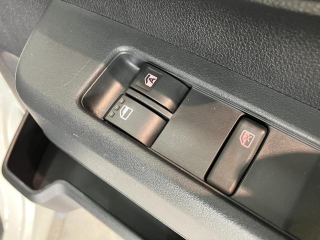 ハイゼットカーゴDX 4WD コーナーセンサー ドラレコ ETC キーレス衝突被害軽減ブレーキ スマアシ コーナーセンサー キーレス 前席パワーウインドウ AM/FMステレオ ドラレコ ETC 両側スライドドア パートタイム4WD(滋賀県)の中古車