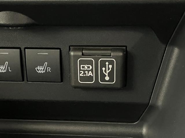 ロッキープレミアム　９型ナビ　パノラマカメラ　ドラレコ　車検整備付衝突被害軽減ブレーキ　コーナーセンサー　９型フルセグナビ　パノラマカメラ　ＤＶＤ再生　Ｂｌｕｅｔｏｏｔｈ　ＵＳＢ　前後ドラレコ　ＥＴＣ　前席シートヒーター　ＬＥＤ　レーダークルコン　オートエアコン（滋賀県）の中古車