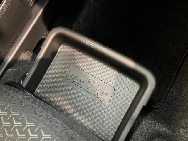 ロッキープレミアム　９型ナビ　パノラマカメラ　ドラレコ　車検整備付衝突被害軽減ブレーキ　コーナーセンサー　９型フルセグナビ　パノラマカメラ　ＤＶＤ再生　Ｂｌｕｅｔｏｏｔｈ　ＵＳＢ　前後ドラレコ　ＥＴＣ　前席シートヒーター　ＬＥＤ　レーダークルコン　オートエアコン（滋賀県）の中古車