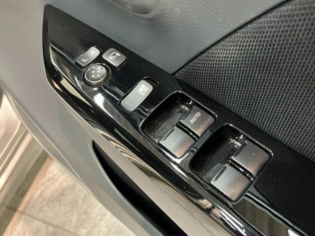 ワゴンRスティングレーT ターボ ワンセグナビ バックカメラ クルコン 車検整備付衝突被害軽減ブレーキ ワンセグナビ バックカメラ パドルシフト シートヒーター クルーズコントロール LEDヘッドライト オートライト オートエアコン 電動格納式ミラー スマートキー エコアイドル(滋賀県)の中古車