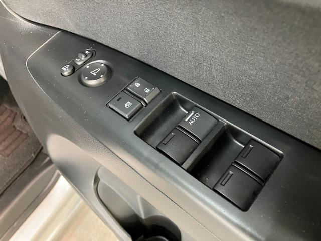 N−BOXG SSパッケージ 両側電動スライドドア 車検整備付レーザーレーダー バックカメラ(ナビ装着時用) オートエアコン スマートキー 電動格納式ミラー 両側電動スライドドア マニュアルレベリング タイヤ4本新品交換済み(滋賀県)の中古車