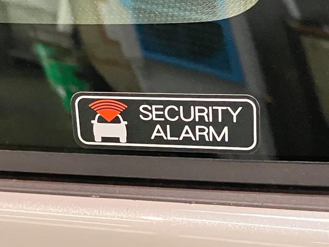 ムーヴキャンバスセオリーＧ　１０型ナビ　Ｐカメラ　ドラレコ　届出済未使用車衝突被害軽減ブレーキ　コーナーセンサー　１０型フルセグナビ　パノラマカメラ　前後ドラレコ　ＤＶＤ再生　Ｂｌｕｅｔｏｏｔｈ　ＵＳＢ　両側電動スライドドア　シートヒーター　電動パーキングブレーキ　ＬＥＤ（滋賀県）の中古車