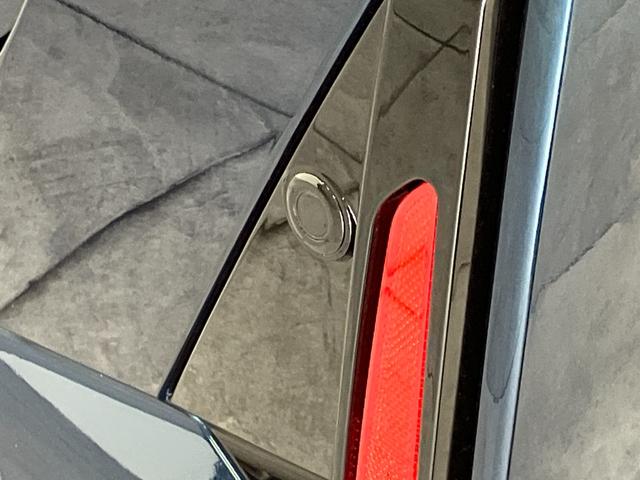 タントカスタムＸ　９型ディスプレイオーディオ　届出済未使用車衝突被害軽減ブレーキ　コーナーセンサー　９型ディスプレイオーディオ　フルセグ　Ｂｌｕｅｔｏｏｔｈ　ＵＳＢ　バックカメラ　両側電動スライドドア　前席シートヒーター　ＬＥＤヘッドライト　スマートキー（滋賀県）の中古車
