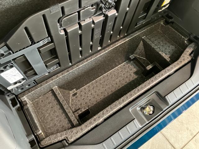 タントカスタムＸ　９型ディスプレイオーディオ　届出済未使用車衝突被害軽減ブレーキ　コーナーセンサー　９型ディスプレイオーディオ　フルセグ　Ｂｌｕｅｔｏｏｔｈ　ＵＳＢ　バックカメラ　両側電動スライドドア　前席シートヒーター　ＬＥＤヘッドライト　スマートキー（滋賀県）の中古車