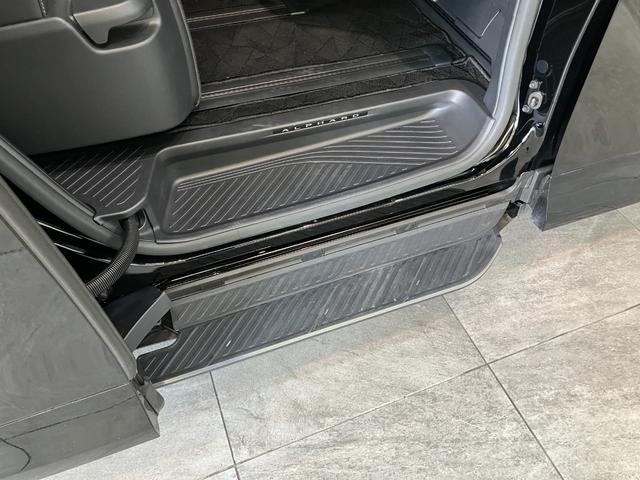 アルファードZ 14型ナビ パノラマカメラ 後席モニター ムーンルーフトヨタセーフティセンス 14型ナビ パノラマカメラ フリップダウンモニター Bluetooth USB 両側パワスラ レーダークルコン 左右独立ムーンルーフ 1列目2列目シートヒーター&エアコン(滋賀県)の中古車