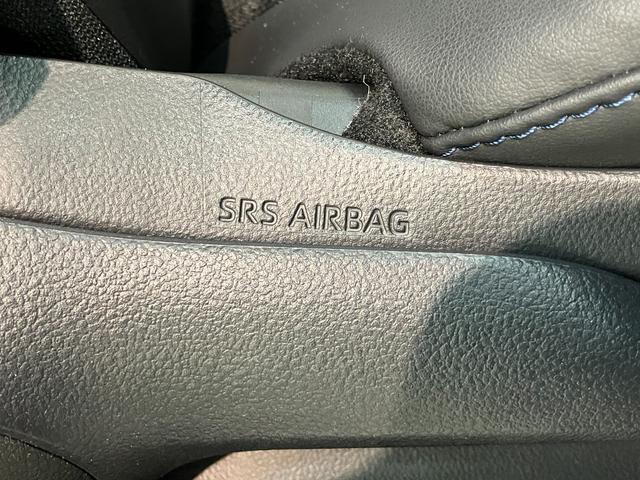 ヴォクシーＳ−Ｚ　前後ドラレコ　クルーズコントロール　シートヒータートヨタセーフティセンス　コーナーセンサー　前後ドラレコ　ＥＴＣ　Ｂｌｕｅｔｏｏｔｈ　レーダークルコン　シートヒーター　両側電動スライドドア　ＬＥＤ　オートライト　ダブルエアコン　スマートキー（滋賀県）の中古車