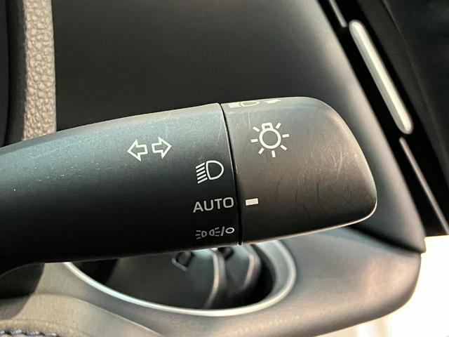 ヴォクシーＳ−Ｚ　前後ドラレコ　クルーズコントロール　シートヒータートヨタセーフティセンス　コーナーセンサー　前後ドラレコ　ＥＴＣ　Ｂｌｕｅｔｏｏｔｈ　レーダークルコン　シートヒーター　両側電動スライドドア　ＬＥＤ　オートライト　ダブルエアコン　スマートキー（滋賀県）の中古車