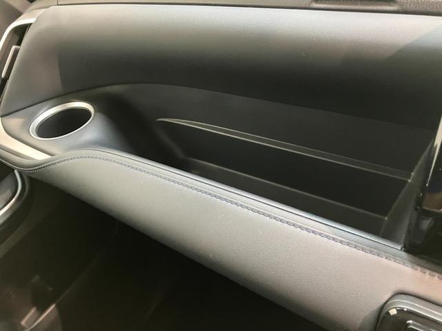 ヴォクシーＳ−Ｚ　前後ドラレコ　クルーズコントロール　シートヒータートヨタセーフティセンス　コーナーセンサー　前後ドラレコ　ＥＴＣ　Ｂｌｕｅｔｏｏｔｈ　レーダークルコン　シートヒーター　両側電動スライドドア　ＬＥＤ　オートライト　ダブルエアコン　スマートキー（滋賀県）の中古車