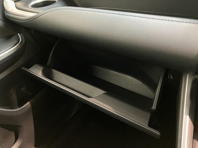 ヴォクシーＳ−Ｚ　前後ドラレコ　クルーズコントロール　シートヒータートヨタセーフティセンス　コーナーセンサー　前後ドラレコ　ＥＴＣ　Ｂｌｕｅｔｏｏｔｈ　レーダークルコン　シートヒーター　両側電動スライドドア　ＬＥＤ　オートライト　ダブルエアコン　スマートキー（滋賀県）の中古車