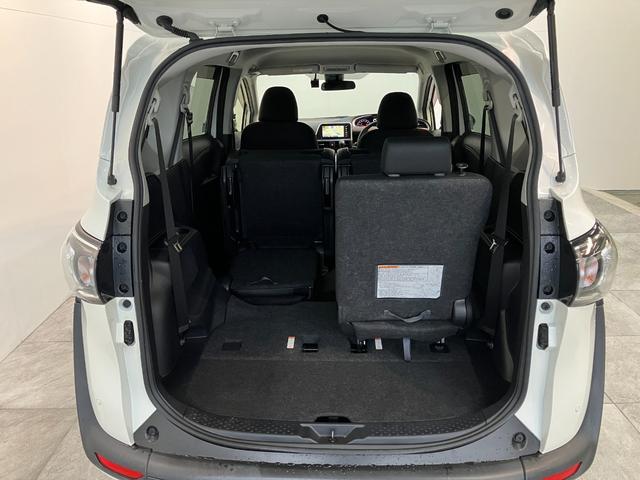 シエンタＧ　フルセグナビ　バックカメラ　ドラレコ　車検整備付トヨタセーフティセンス　コーナーセンサー　フルセグナビ　バックカメラ　ドラレコ　ＥＴＣ　ＤＶＤ再生　Ｂｌｕｅｔｏｏｔｈ　ＵＳＢ　シートヒーター　ハンドルヒーター　両側電動スライドドア　スマートキー（滋賀県）の中古車