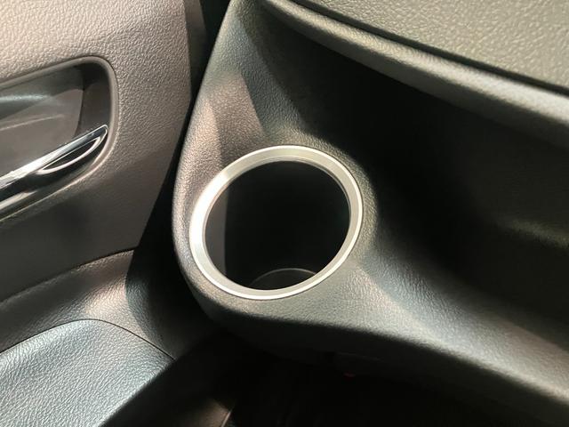 シエンタＧ　フルセグナビ　バックカメラ　ドラレコ　車検整備付トヨタセーフティセンス　コーナーセンサー　フルセグナビ　バックカメラ　ドラレコ　ＥＴＣ　ＤＶＤ再生　Ｂｌｕｅｔｏｏｔｈ　ＵＳＢ　シートヒーター　ハンドルヒーター　両側電動スライドドア　スマートキー（滋賀県）の中古車