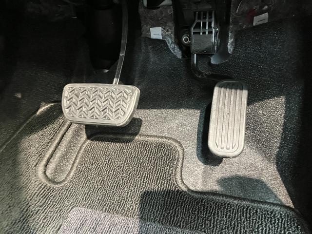 シエンタＧ　フルセグナビ　バックカメラ　ドラレコ　車検整備付トヨタセーフティセンス　コーナーセンサー　フルセグナビ　バックカメラ　ドラレコ　ＥＴＣ　ＤＶＤ再生　Ｂｌｕｅｔｏｏｔｈ　ＵＳＢ　シートヒーター　ハンドルヒーター　両側電動スライドドア　スマートキー（滋賀県）の中古車