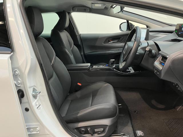 プリウスPHV Z フナビ Pカメラ ドラレコ 駐車支援システムトヨタセーフティセンス フルセグナビ パノラマカメラ 前後ドラレコ Bluetooth USB 駐車支援システム クルーズコントロール シートヒーター シートクーラー 革シート LED スマートキー(滋賀県)の中古車