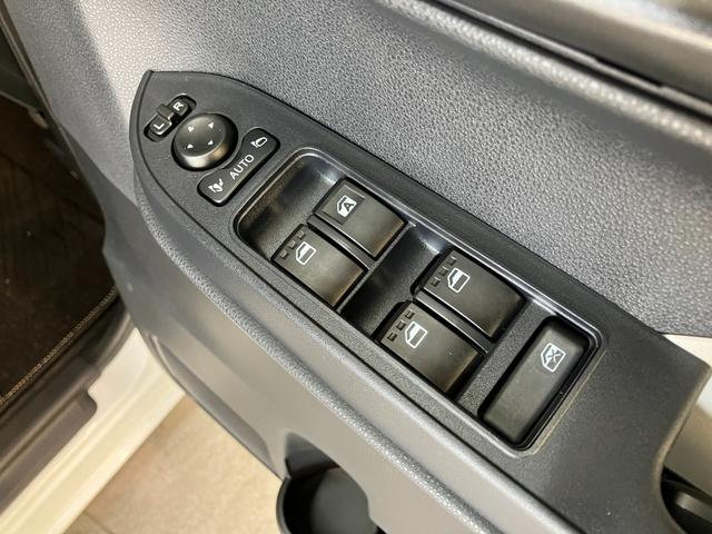 タントＸ　フルセグナビ　バックカメラ　左側電動スライドドア　ＬＥＤ衝突被害軽減ブレーキ　コーナーセンサー　フルセグナビ　Ｂｌｕｅｔｏｏｔｈ　ＤＶＤ再生　ＵＳＢ　バックカメラ　左側電動スライドドア　前席シートヒーター　ＬＥＤ　オートライト　スマートキー（滋賀県）の中古車