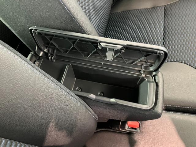 タントカスタムX 9型ディスプレイオーディオ 届出済未使用車衝突被害軽減ブレーキ コーナーセンサー 9型ディスプレイオーディオ フルセグ Bluetooth USB バックカメラ 両側電動スライドドア 前席シートヒーター LED スマートキー(滋賀県)の中古車