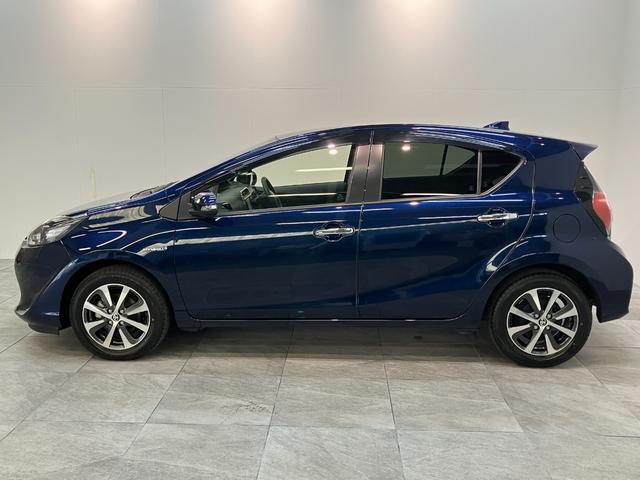 アクアSスタイルブラック フルセグナビ バックカメラ 車検整備付トヨタセーフティセンス コーナーセンサー フルセグナビ バックカメラ Bluetooth USB LEDヘッドライト オートライト オートエアコン 電動格納式ミラー スマートキー タイヤ4本新品交換済(滋賀県)の中古車