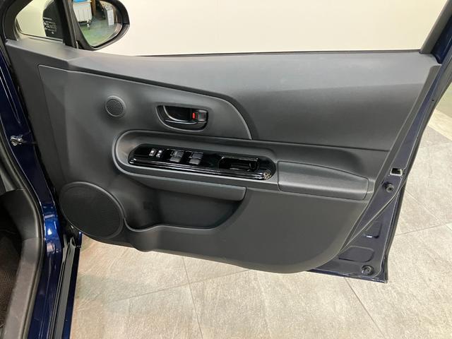 アクアSスタイルブラック フルセグナビ バックカメラ 車検整備付トヨタセーフティセンス コーナーセンサー フルセグナビ バックカメラ Bluetooth USB LEDヘッドライト オートライト オートエアコン 電動格納式ミラー スマートキー タイヤ4本新品交換済(滋賀県)の中古車