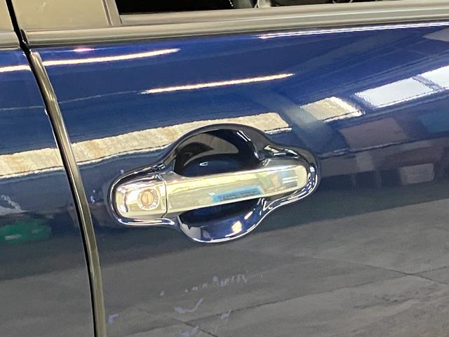 アクアSスタイルブラック フルセグナビ バックカメラ 車検整備付トヨタセーフティセンス コーナーセンサー フルセグナビ バックカメラ Bluetooth USB LEDヘッドライト オートライト オートエアコン 電動格納式ミラー スマートキー タイヤ4本新品交換済(滋賀県)の中古車