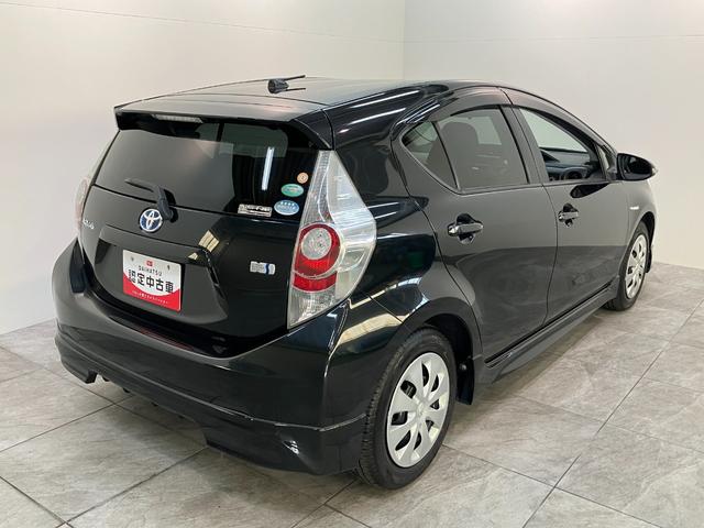 アクアＳ　フルセグナビ　バックカメラ　前後ドラレコ　車検整備付フルセグナビ　バックカメラ　ＥＴＣ　前後ドラレコ　ＤＶＤ　ＵＳＢ　オートライト　オートエアコン　スマートキー　電動格納式ミラー　ハイブリッド車（滋賀県）の中古車