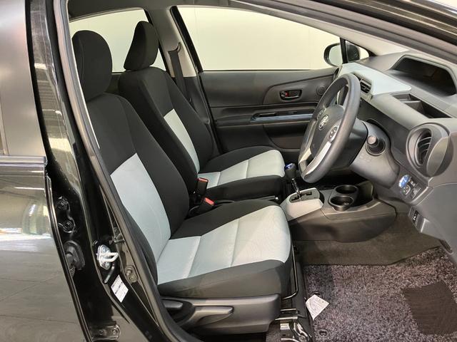 アクアＳ　フルセグナビ　バックカメラ　前後ドラレコ　車検整備付フルセグナビ　バックカメラ　ＥＴＣ　前後ドラレコ　ＤＶＤ　ＵＳＢ　オートライト　オートエアコン　スマートキー　電動格納式ミラー　ハイブリッド車（滋賀県）の中古車