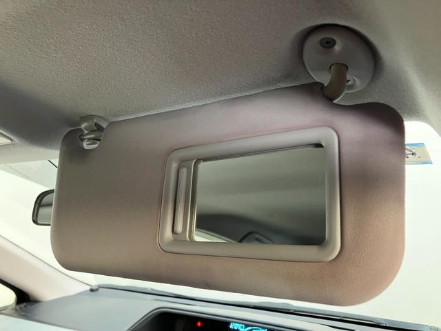 アクアＳ　フルセグナビ　バックカメラ　前後ドラレコ　車検整備付フルセグナビ　バックカメラ　ＥＴＣ　前後ドラレコ　ＤＶＤ　ＵＳＢ　オートライト　オートエアコン　スマートキー　電動格納式ミラー　ハイブリッド車（滋賀県）の中古車