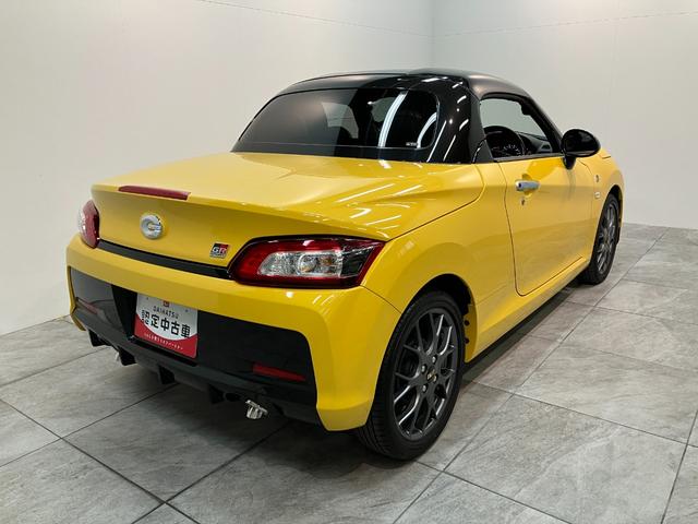 コペンＧＲスポーツ　５ＭＴ　ターボ　レカロシート　車検整備付電動オープンルーフ　ＧＲ専用サスペンション　ＭＯＭＯ製ハンドル　レカロシート　ＢＢＳ製アルミホイール　シートヒーター　ＬＥＤヘッドライト　オートライト　オートエアコン　スマートキー（滋賀県）の中古車