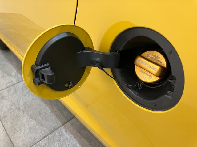 コペンＧＲスポーツ　５ＭＴ　ターボ　レカロシート　車検整備付電動オープンルーフ　ＧＲ専用サスペンション　ＭＯＭＯ製ハンドル　レカロシート　ＢＢＳ製アルミホイール　シートヒーター　ＬＥＤヘッドライト　オートライト　オートエアコン　スマートキー（滋賀県）の中古車