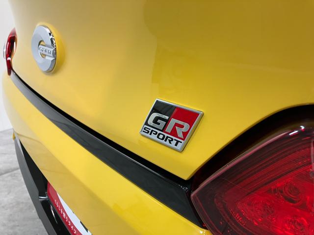 コペンＧＲスポーツ　５ＭＴ　ターボ　レカロシート　車検整備付電動オープンルーフ　ＧＲ専用サスペンション　ＭＯＭＯ製ハンドル　レカロシート　ＢＢＳ製アルミホイール　シートヒーター　ＬＥＤヘッドライト　オートライト　オートエアコン　スマートキー（滋賀県）の中古車