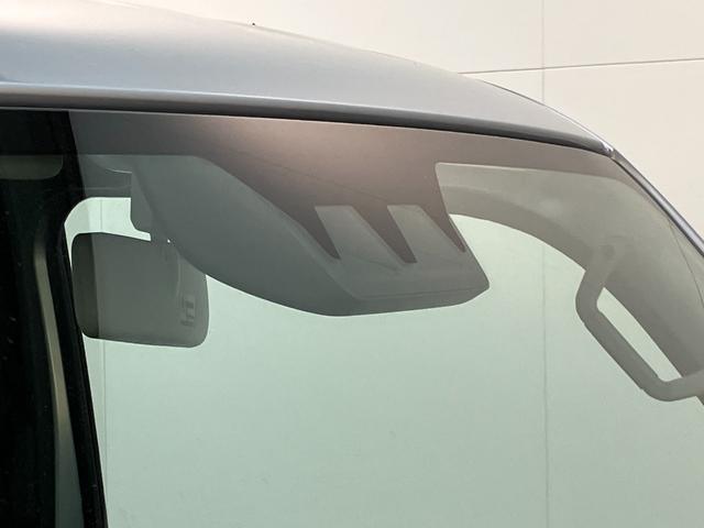 ハイゼットトラックスタンダード　５ＭＴ　パートタイム４ＷＤ　届出済未使用車衝突被害軽減ブレーキ　コーナーセンサー　パートタイム４ＷＤ　ＡＭ／ＦＭラジオ　マニュアルエアコン　マニュアルレベリング　オートライト（滋賀県）の中古車