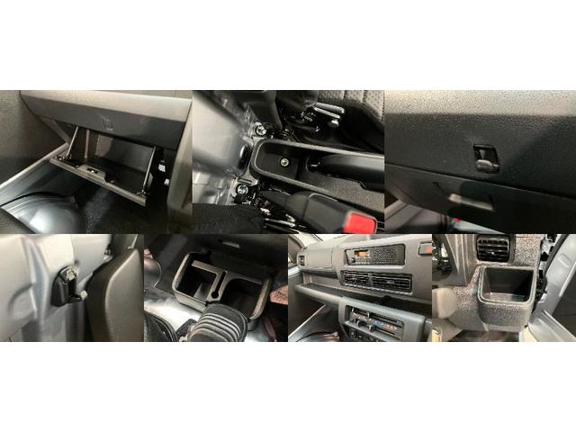 ハイゼットトラックスタンダード　５ＭＴ　パートタイム４ＷＤ　届出済未使用車衝突被害軽減ブレーキ　コーナーセンサー　パートタイム４ＷＤ　ＡＭ／ＦＭラジオ　マニュアルエアコン　マニュアルレベリング　オートライト（滋賀県）の中古車