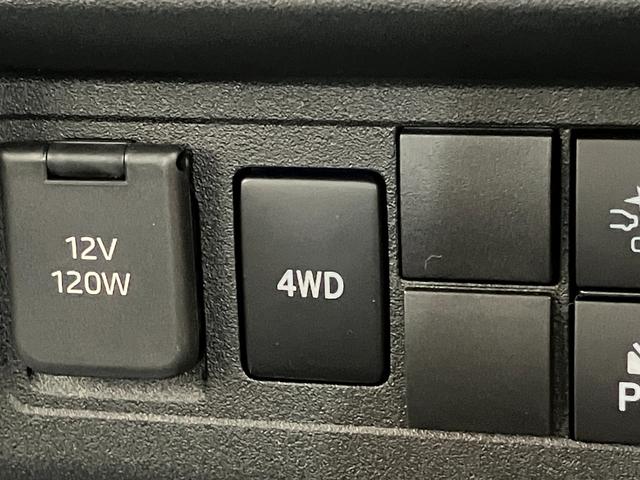 ハイゼットトラックスタンダード　５ＭＴ　パートタイム４ＷＤ　届出済未使用車衝突被害軽減ブレーキ　コーナーセンサー　パートタイム４ＷＤ　ＡＭ／ＦＭラジオ　マニュアルエアコン　マニュアルレベリング　オートライト（滋賀県）の中古車