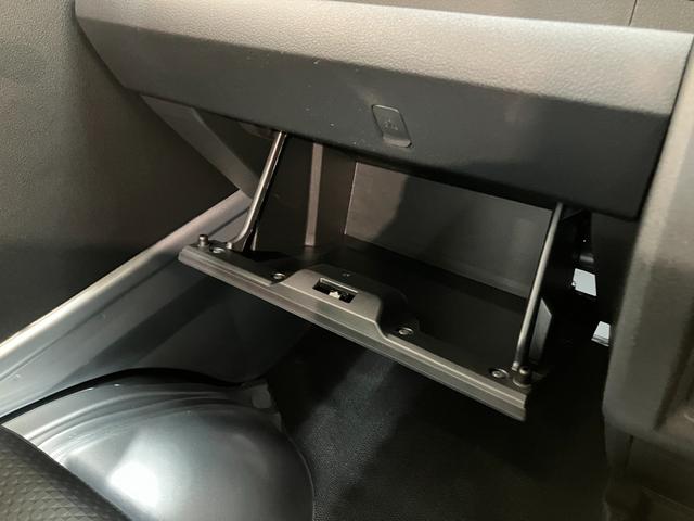 ハイゼットトラックスタンダード　５ＭＴ　パートタイム４ＷＤ　届出済未使用車衝突被害軽減ブレーキ　コーナーセンサー　パートタイム４ＷＤ　ＡＭ／ＦＭラジオ　マニュアルエアコン　マニュアルレベリング　オートライト（滋賀県）の中古車