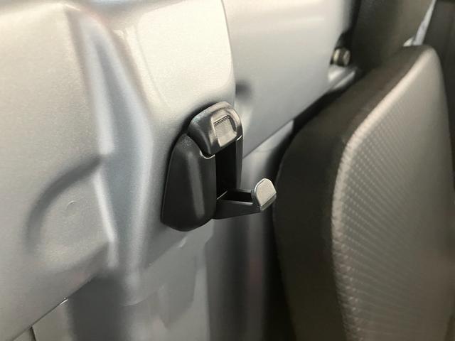 ハイゼットトラックスタンダード　５ＭＴ　パートタイム４ＷＤ　届出済未使用車衝突被害軽減ブレーキ　コーナーセンサー　パートタイム４ＷＤ　ＡＭ／ＦＭラジオ　マニュアルエアコン　マニュアルレベリング　オートライト（滋賀県）の中古車