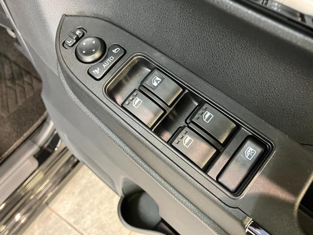 タントカスタムＸ　ＣＤステレオ　コーナーセンサー　シートヒーター衝突被害軽減ブレーキ　コーナーセンサー　バックカメラ（ナビ装着時用）　両側電動スライドドア　前席シートヒーター　電動パーキングブレーキ　ＬＥＤ　オートライト　オートエアコン　スマートキー　エコアイドル（滋賀県）の中古車