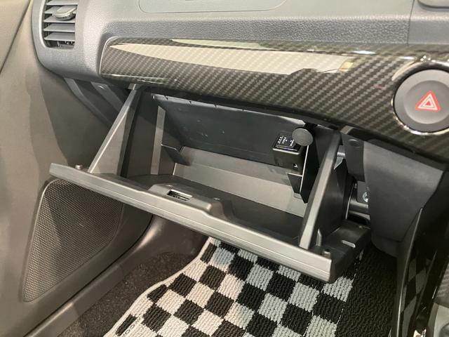 コペンＧＲ　スポーツ　ターボ　フルセグナビ　Ｂカメラ　車検整備付ＧＲ専用サスペンション　フルセグナビ　ＤＶＤ再生　Ｂｌｕｅｔｏｏｔｈ　ＵＳＢ　ドライブレコーダー　ＥＴＣ　ＭＯＭＯ製ハンドル　レカロシート　ＢＢＳ製アルミホイール　パドルシフト　シートヒーター（滋賀県）の中古車