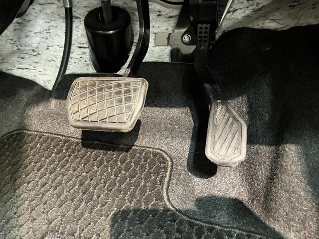 タントX シートヒーター 両側電動スライドドア コーナーセンサー衝突被害軽減ブレーキ コーナーセンサー パノラマカメラ(ナビ装着時用) 両側電動スライドドア 前席シートヒーター LED オートライト 電動格納式ミラー オートエアコン スマートキー エコアイドル(滋賀県)の中古車